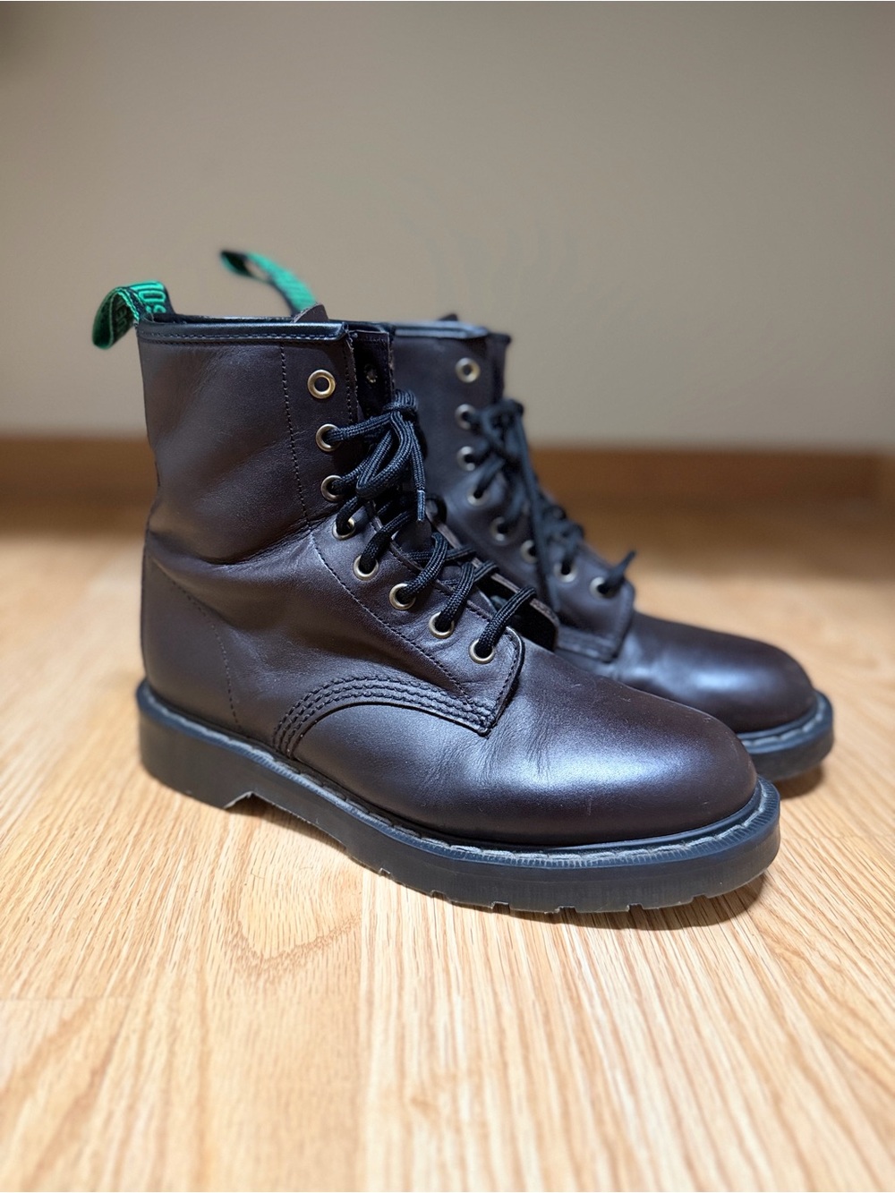 Solovair 8 Eye Derby Brown 7.5M